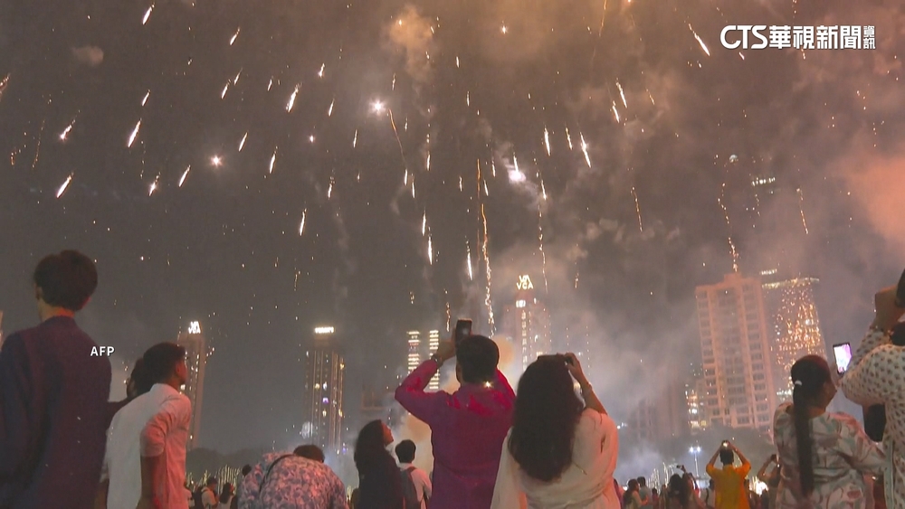 印度甫解除鞭炮禁令　排燈節放炮空污再破世衛標準