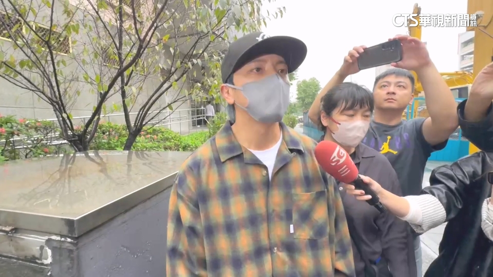 藝人閃兵風波！　坤達持血壓假病歷免役　50萬交保