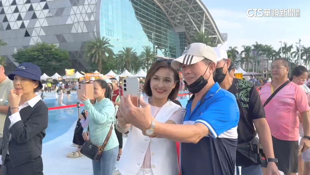 綠高雄初選熱戰！　邱議瑩搶親子票.許智傑推長輩安老