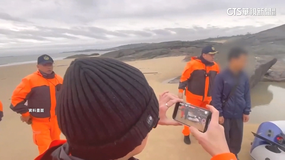 假偷渡？中網紅「遣返空窗期」環島　移民署：若違規重新收容