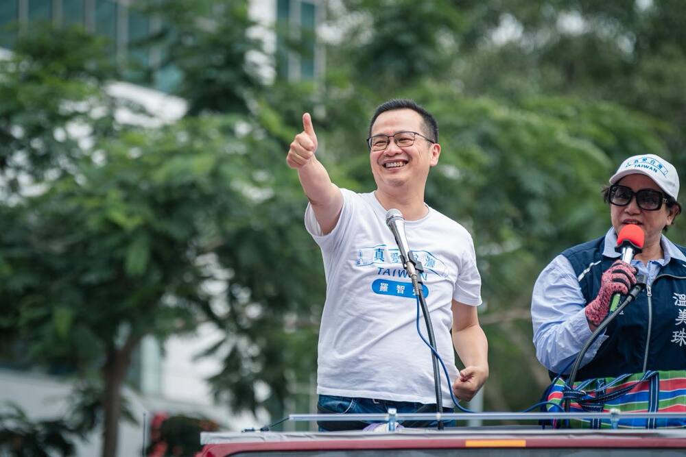 被邱議瑩搧耳光判決出爐　羅智強喊「再度勝利」：也算是為社會爭了一點公道