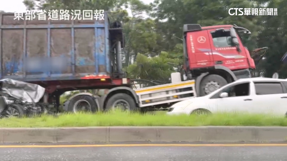 花蓮台9線聯結車突失控逆向　猛撞2車釀4傷