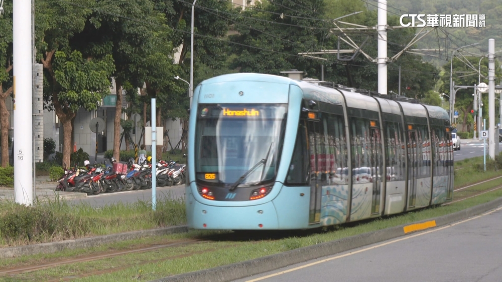 輕軌駕駛遭人持雷射筆射雙眼！　民眾驚：好危險