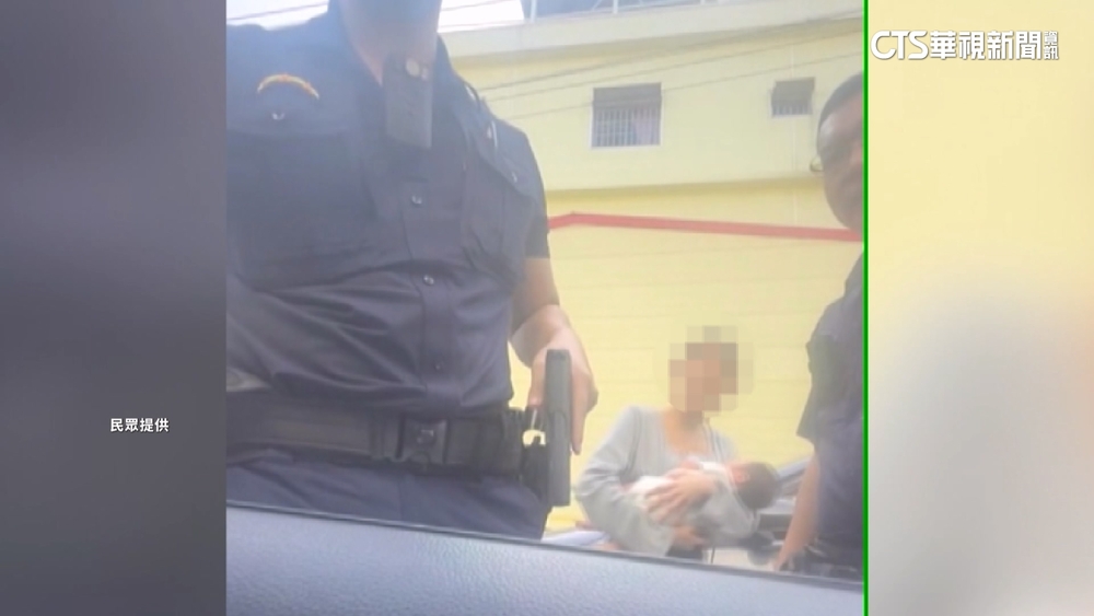 男衝妻娘家「車子擋路」　混亂中警持槍警戒.壓制嬤.孫婿