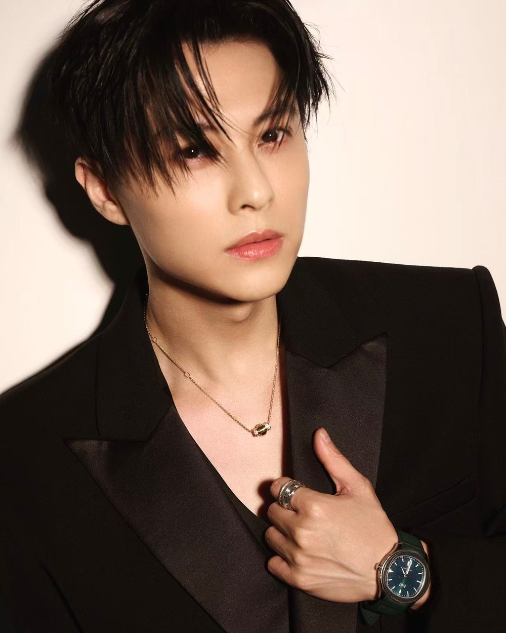 痛批王子「沒有職業道德」！　品牌方忍7年爆料：至今都保留證據