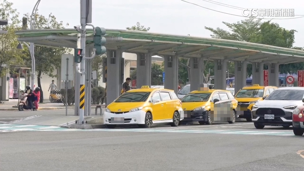 控新營火車站小黃用喊價　公運處：已違法將開罰