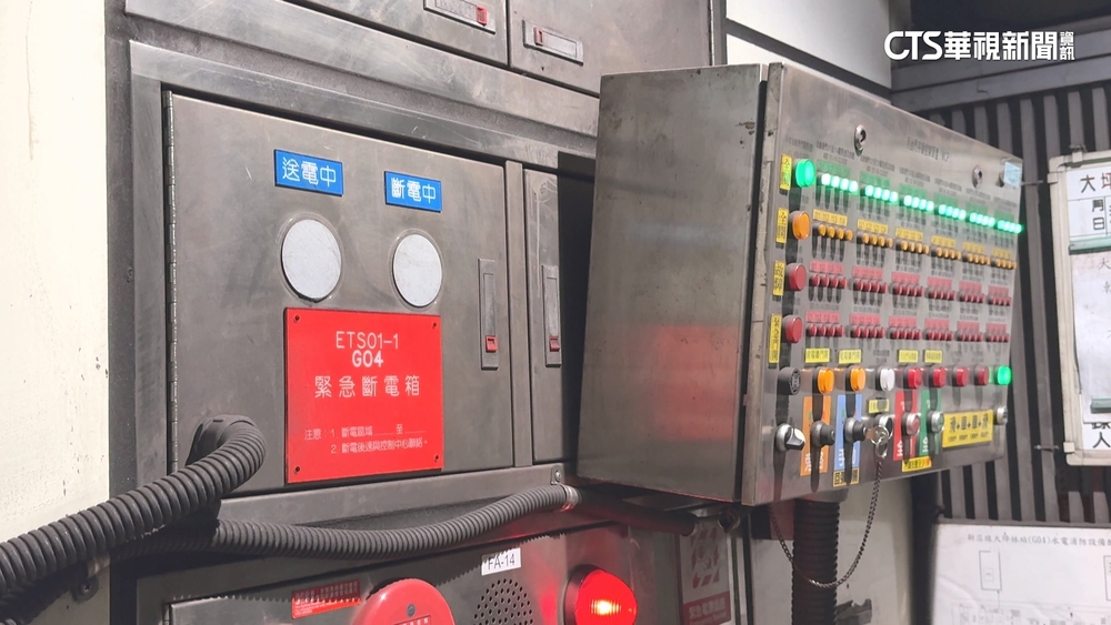 景美站列車突臨停！　北捷：旅客按壓緊急斷電按鈕.已恢復