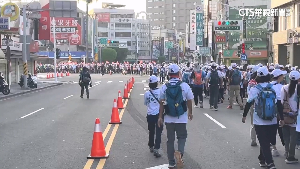 「山神與海神世紀相遇」　千人參與揹媽祖上大武