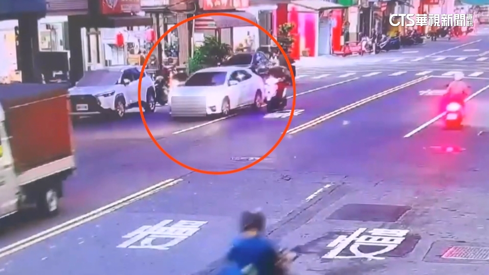 心虛！　嫌車上藏毒拒檢狂逃撞傷1員警　逃400公尺遭逮