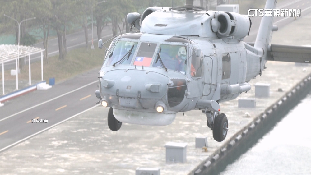 S70C飛官酒後待命.飛行時離座如廁　海軍：成立調查小組