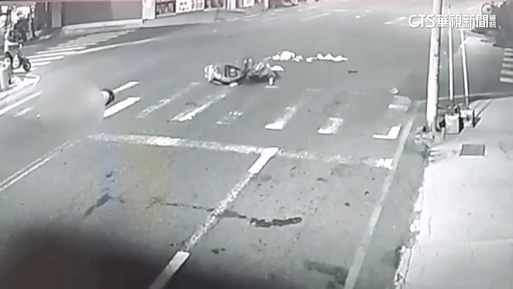 移工酒後3貼撞飛騎士棄車逃　遭逮送辦羈押禁見獲准