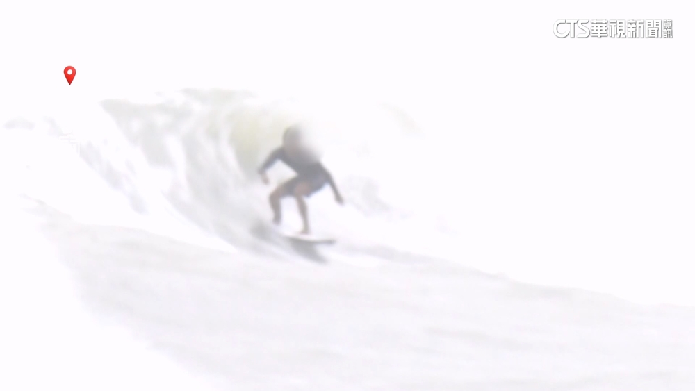 鳳凰進逼！　墾丁南灣驚見遊客冒險衝浪　墾管處：開罰3千