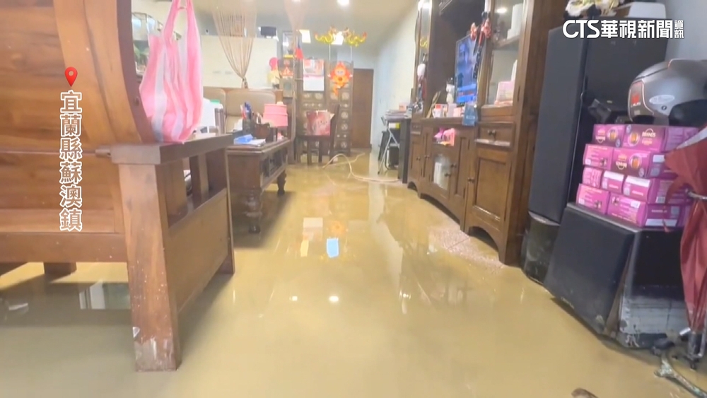 蘇澳豪雨引發土石流　家園全毀.居民神情無奈