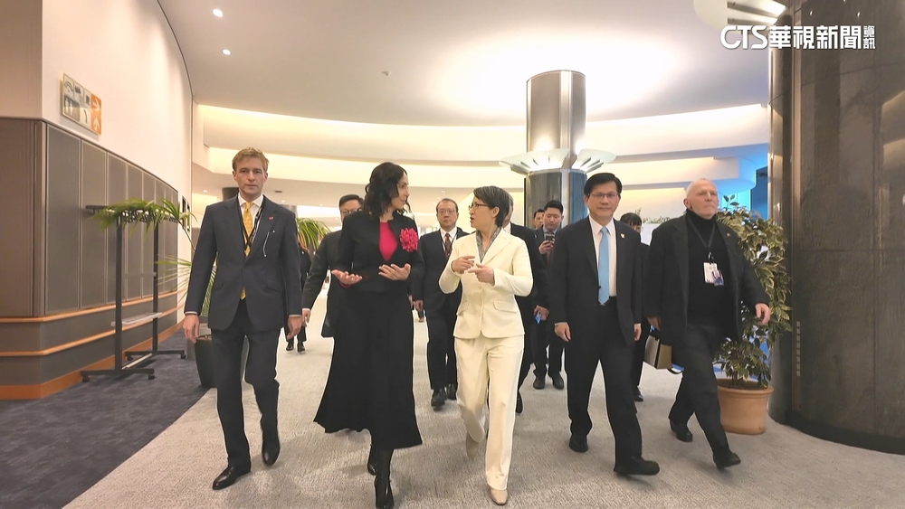 蕭美琴訪歐行大揭密　　外長：跟007一樣驚險