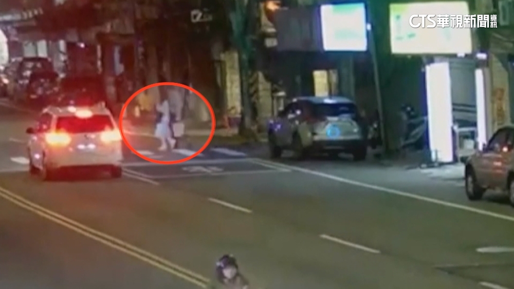 穿越巷口挨罰　女批警「自行想像.推論」違規舉發