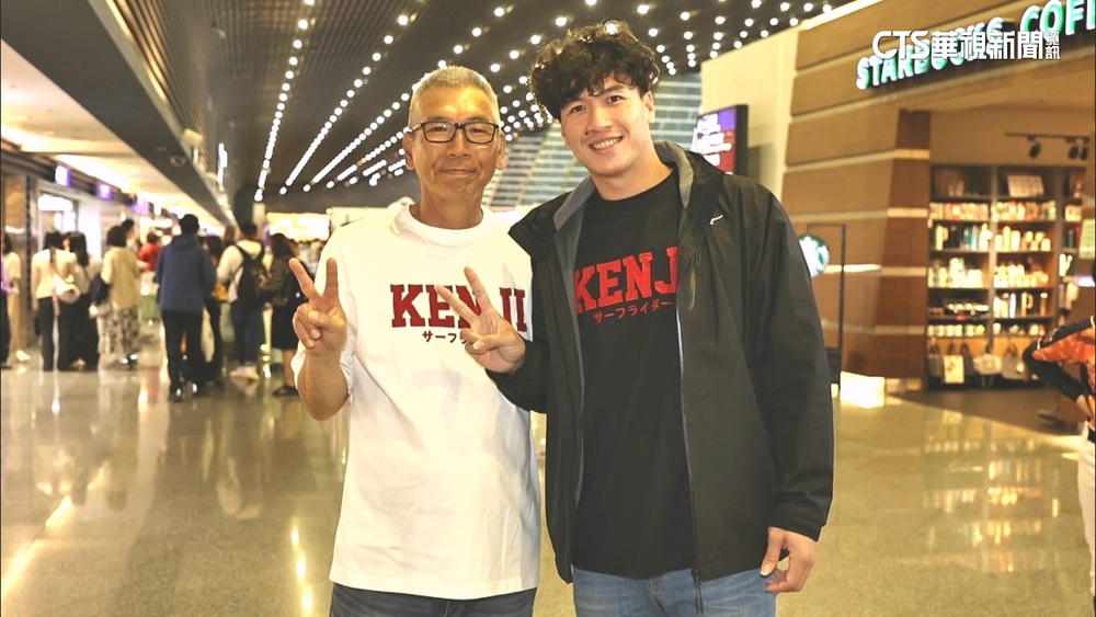 古久保健二離台球員不捨送機！　林立談「換帥心境」