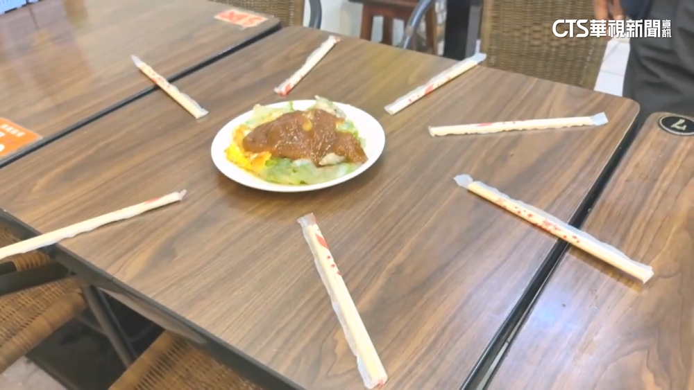 7人占2桌只點1餐點　鹿港小吃店無奈將設低消