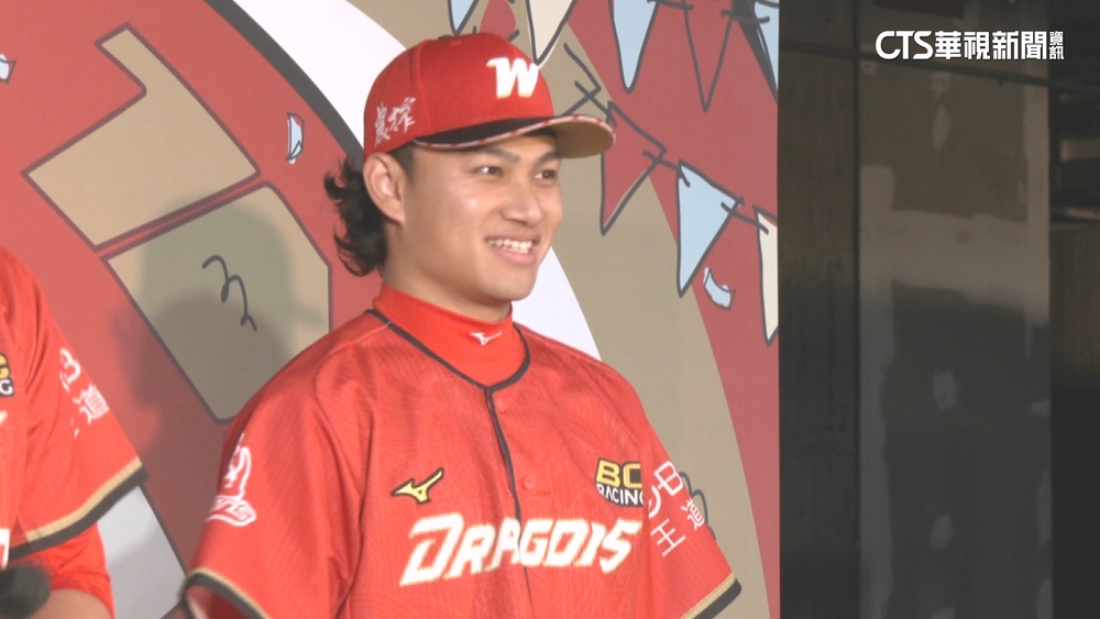 徐若熙提「旅外FA」後首現身　心向美國？日本？尚未決定