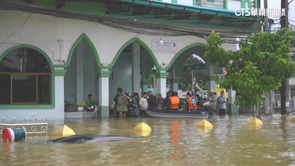 泰南部洪災「至少5台人失聯」　水淹一層樓高急撤民眾