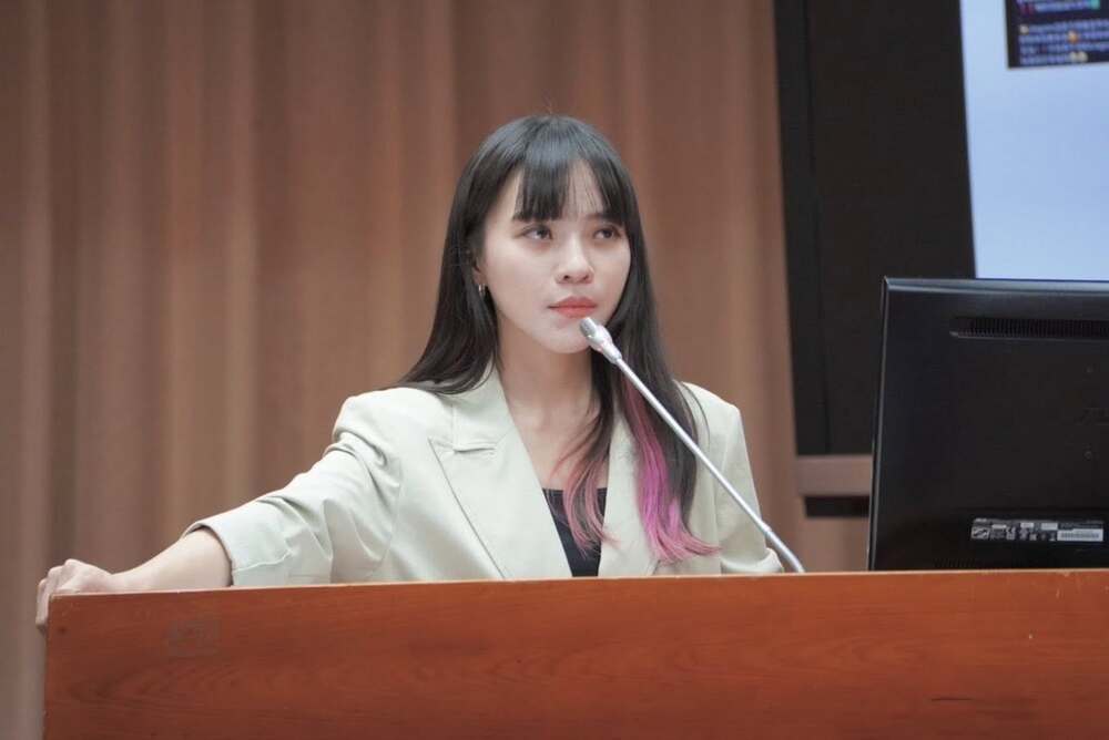 香港大火出現極端帳號嘲諷苦難　黃捷「嚴正譴責」：絕對不代表多數台灣人