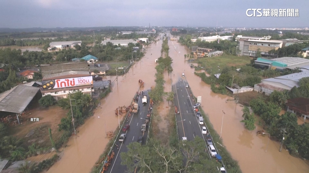 泰國南部300年一遇暴雨！　合艾災情慘旅客困旅館