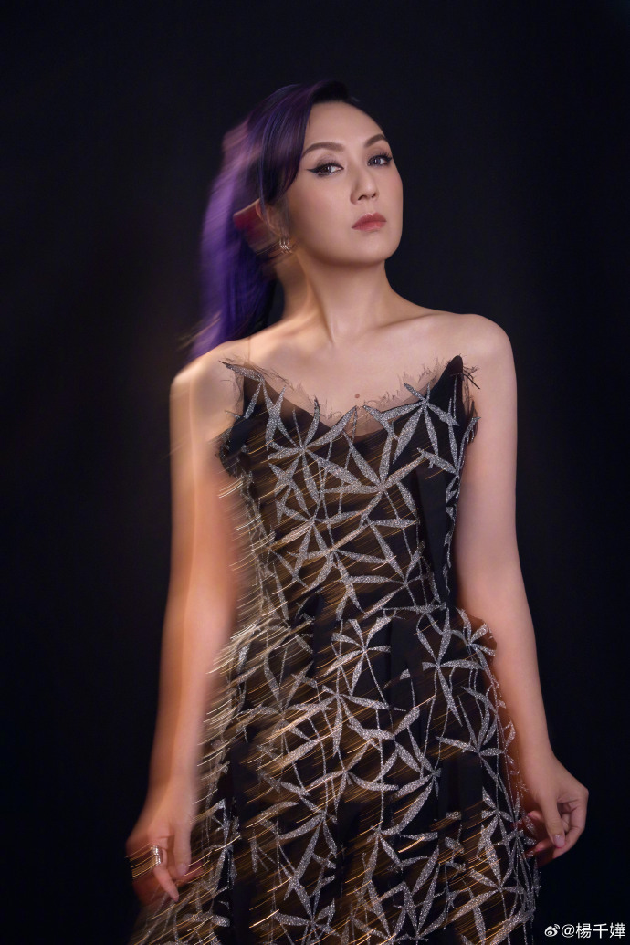 香港宏福苑大火 楊千嬅演唱會調整內容照辦　港網轟：眼中只有錢