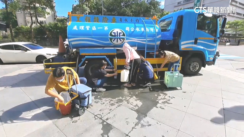 基隆河油汙染！自來水公司急運水　台水：商請檢方調查