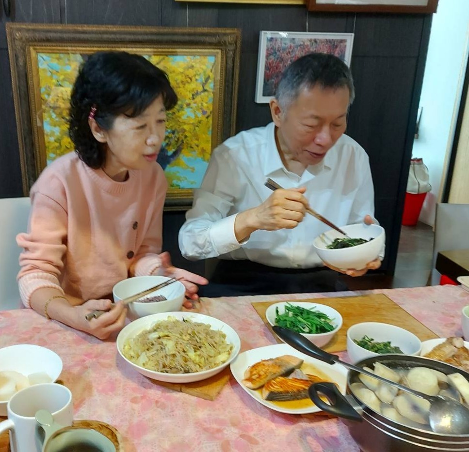 和柯文哲吃飯常聊官司、時事　陳佩琪怒嗆民進黨：此仇永不共戴天