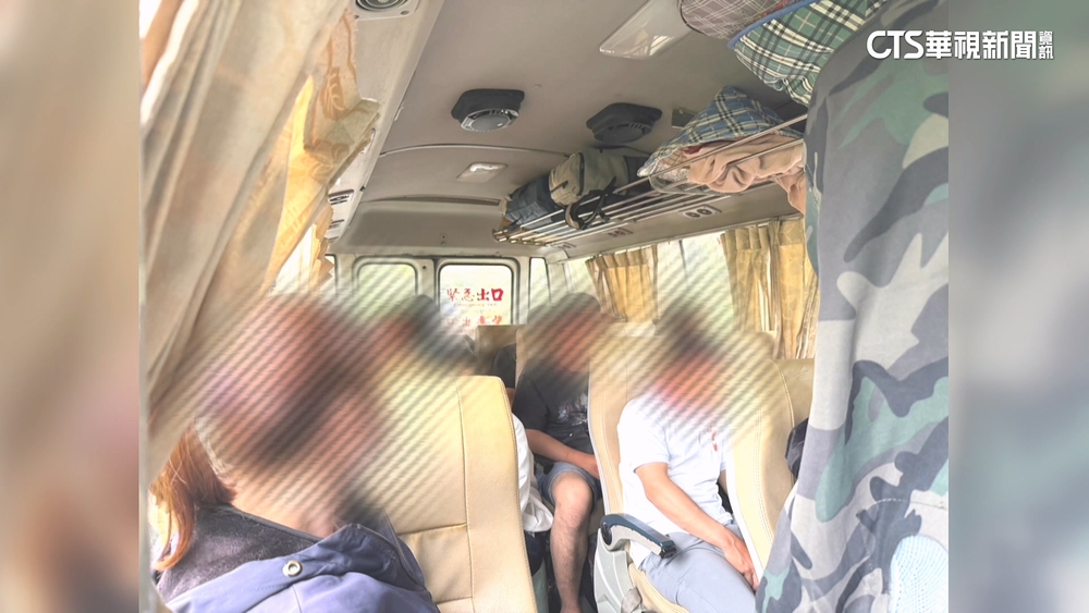 苗警取締違規中巴　整車22名失聯移工一網打盡