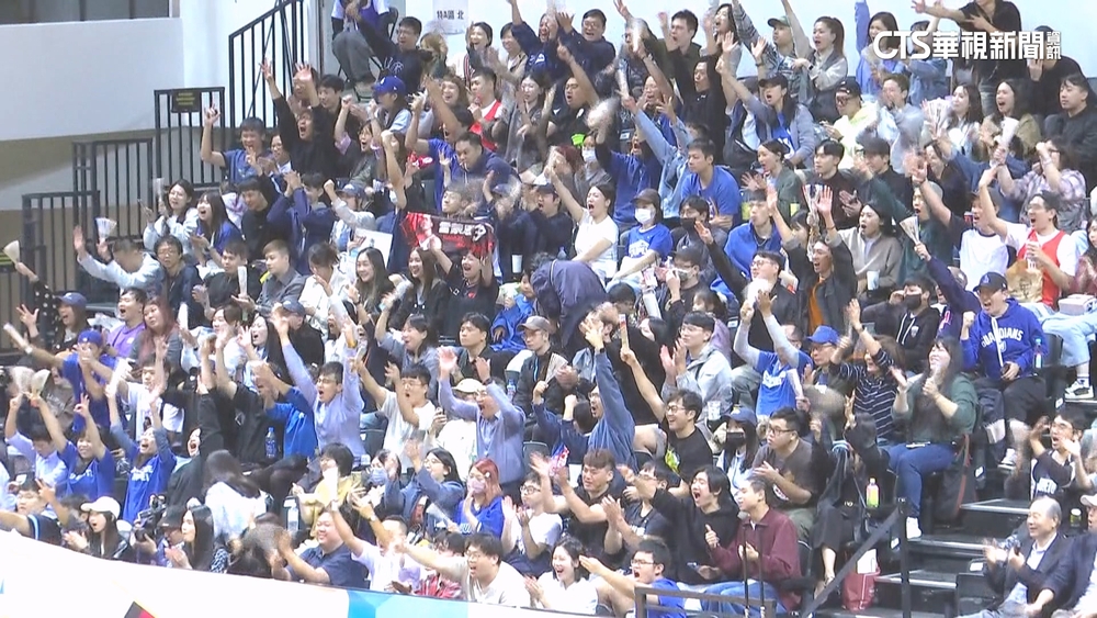 「台日大戰」主場球迷加持！　台灣73：80雖敗猶榮