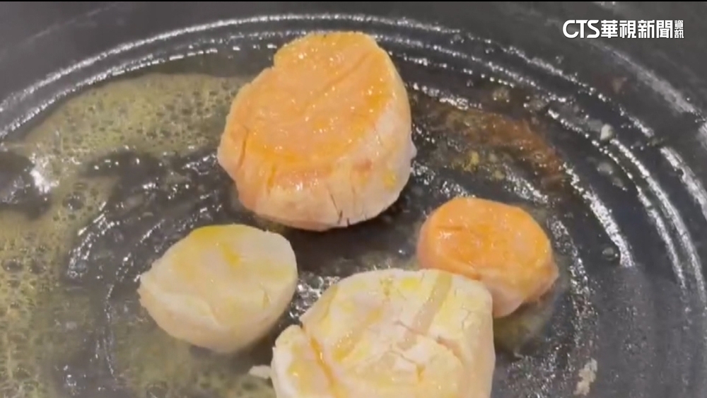 沒壞掉！民眾買到罕見「橘干貝」　業者：千中選一的極品