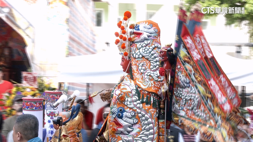 熱鬧！　青山宮今「正日遶境」　集結北港媽等六大宮廟