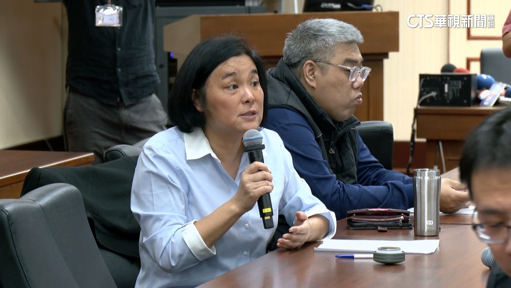 助理工會抗議助理費修法　與陳玉珍言語交鋒
