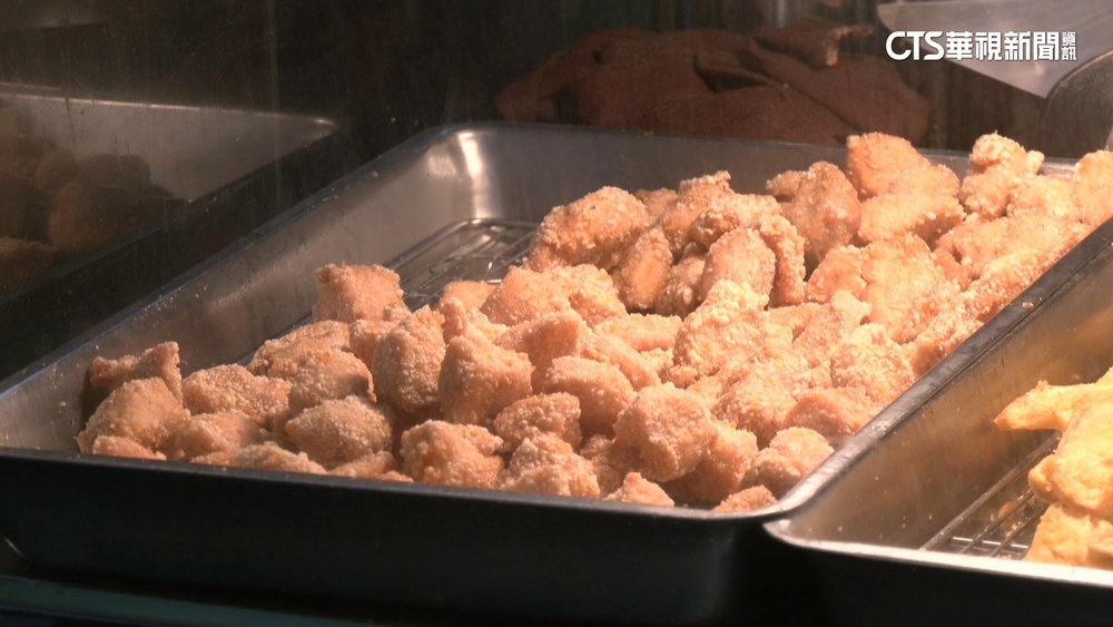 鹹酥雞「包裝」影響口感？　網實測「紙袋裝」最保酥脆