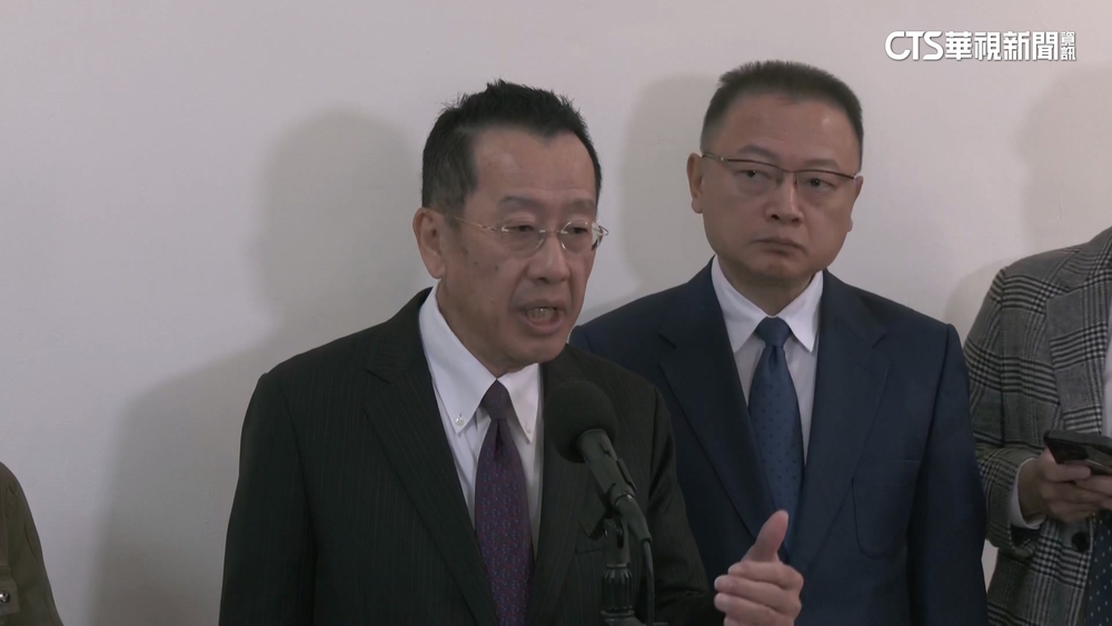 駁標案量身訂做！　顧立雄罕動怒：計較名字能讓它履約？