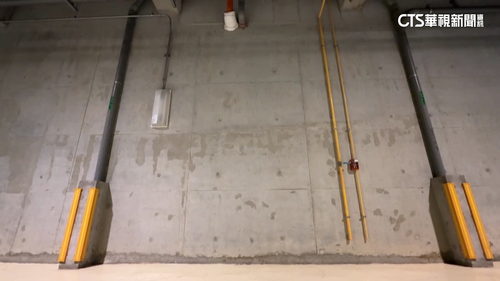 韓團舞蹈影片藏彩蛋！　高雄世運車道牆成打卡點