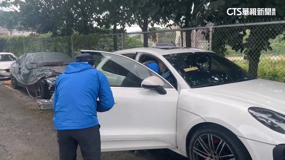 疑黑幫內鬨！　嫌車內槍殺　「連人帶車」棄屍基隆路邊