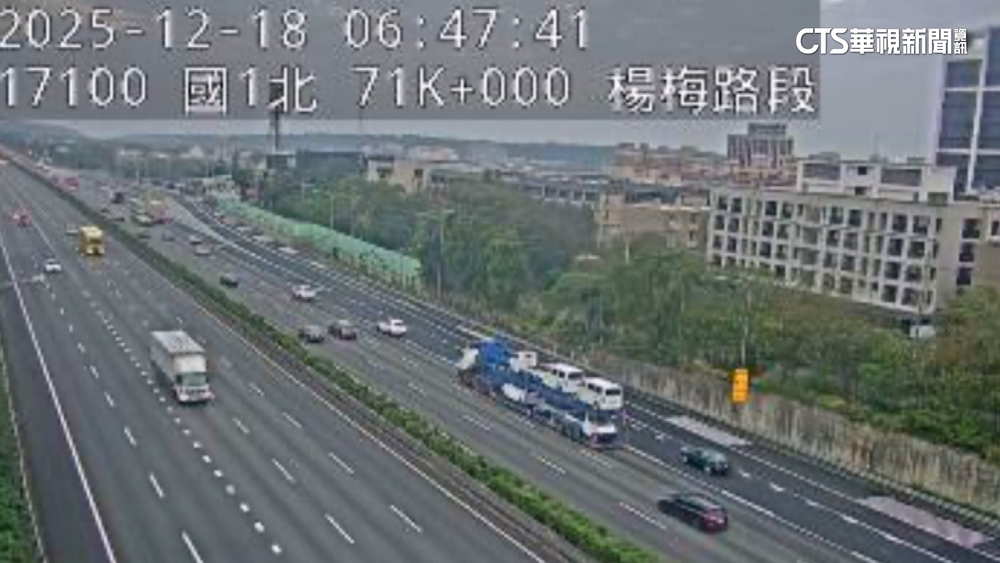 網轟楊梅服務區「魔改塞爆」　高公局：將延長開放路肩