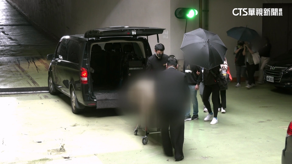 王男肝臟遭嚴重刺傷　搶救3小時多仍回天乏術