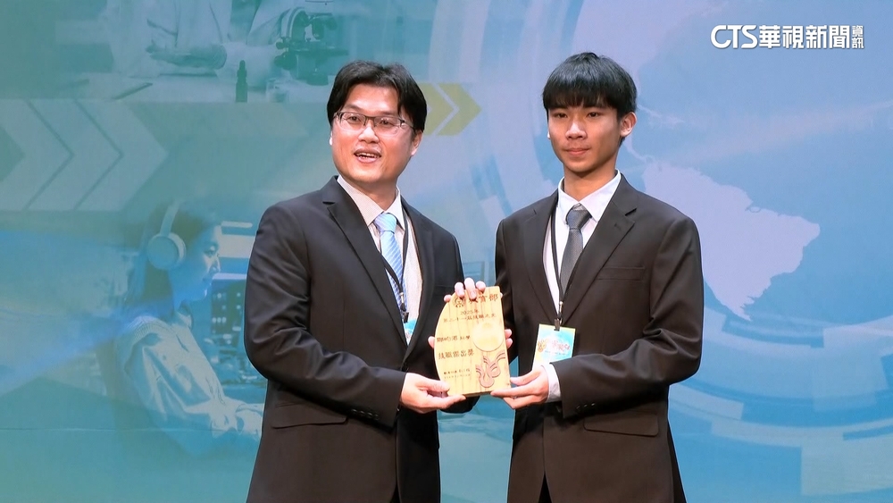 技職之光頒獎典禮　教育部鼓勵多元發展「不被AI取代」