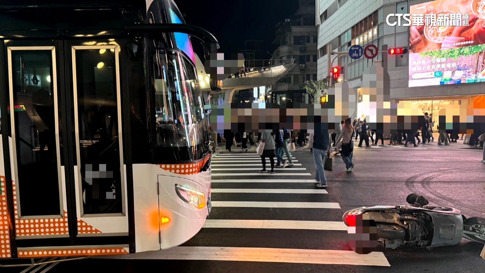 誠品南西店外車禍　悼念人潮前「公車撞機車」1傷送醫