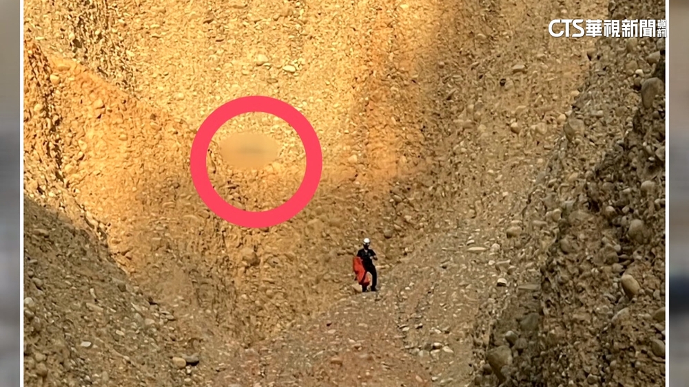 女山友獨攀火炎山墜崖　空拍尋獲倒臥陡峭山谷