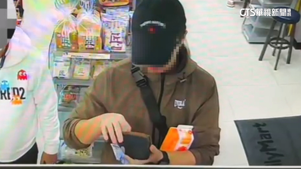 「無業」張文砸逾25萬租屋.買裝備　錢哪來？警追金流