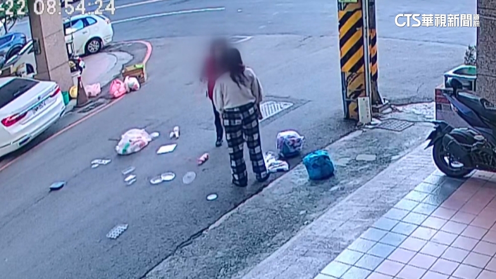 深夜洗澡擾人清夢　鄰居街頭上演全武行