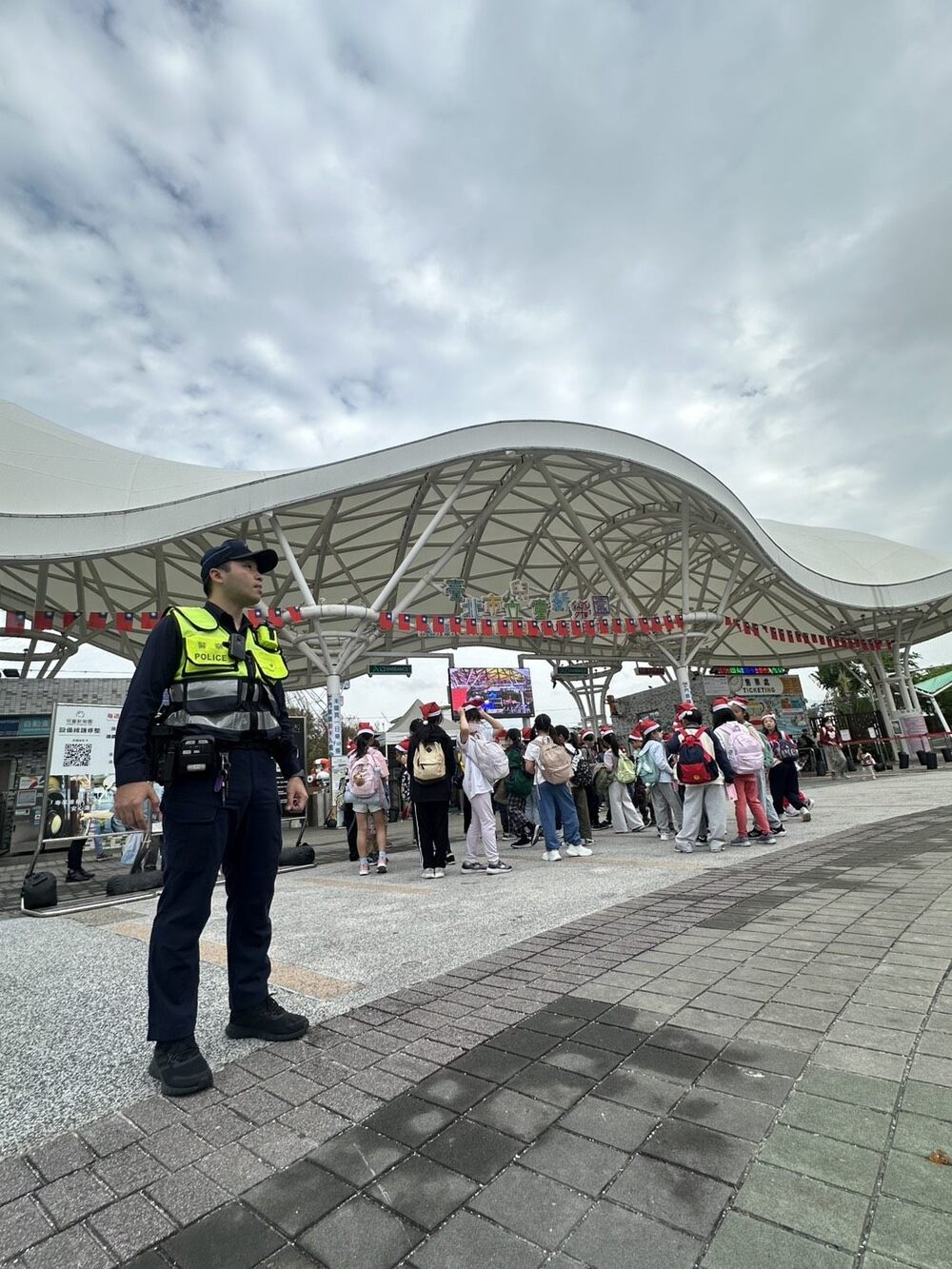 兒童新樂園、貓纜跨年活動如期舉行　北捷：已加派警力提高場域安全
