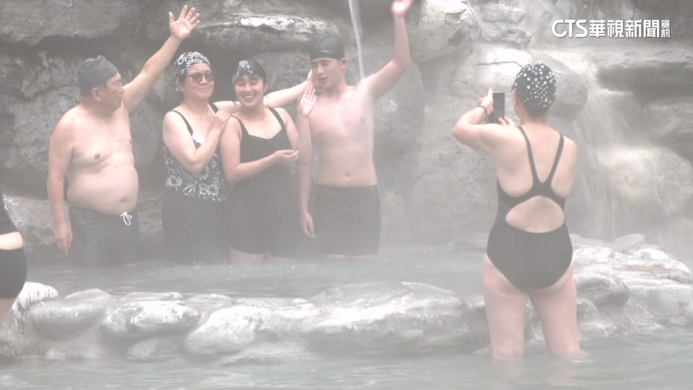 宜蘭冬季限定體驗！　上山追雪下山泡湯.大啖甕仔雞