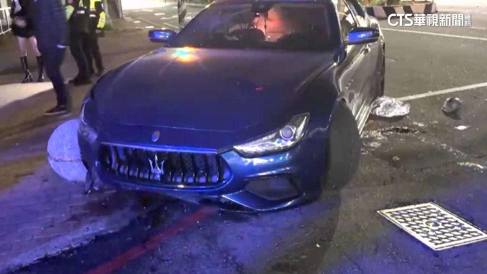 無照男酒駕撞壞「媽媽的瑪莎拉蒂」　友頂罪被識破