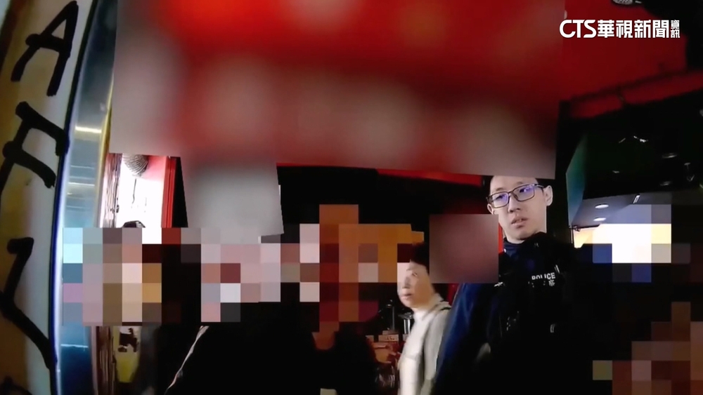 台大生坐代步車　2男欺弱勢稱「腳被壓」包圍勒索