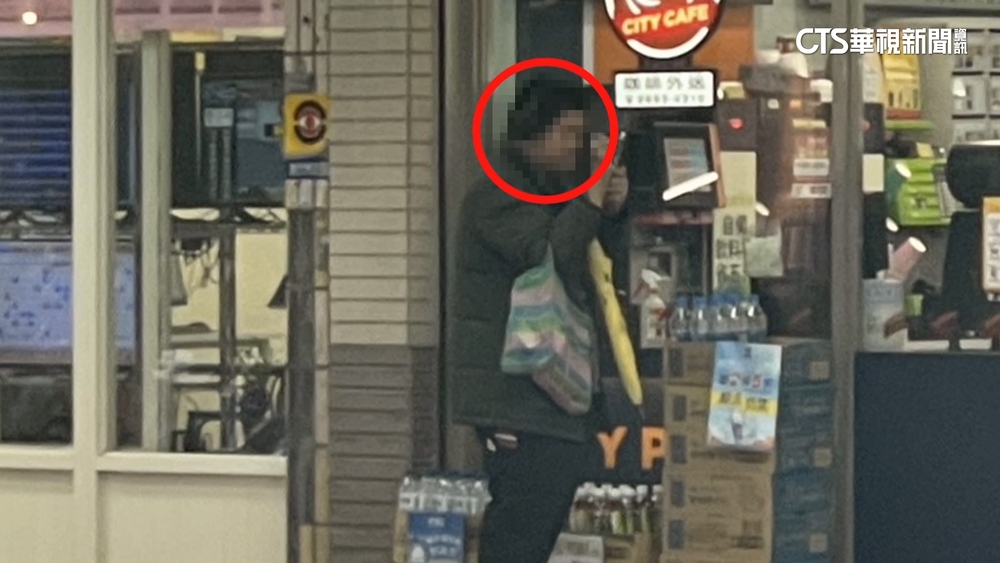 作勢隨機攻擊！　汐止男揮傘追人　被害人控莫名遭追打