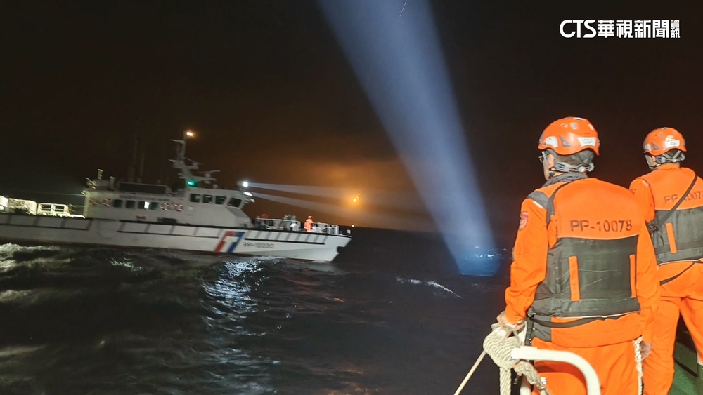 續尋飛官辛柏毅！　戰術無人機罕見現身監控海面